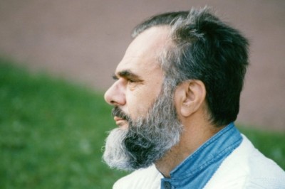 Öğrencisi Rahmetli MAHMUD ES'AD COŞAN hocamızı anlatmış !